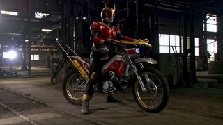 Kamen Rider Kuuga—Thế hệ thứ năm đã bị đánh bại bởi kỹ năng lái xe của đối thủ