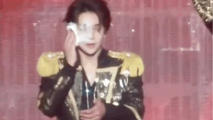 Chủ nhân đôi khi mắc cười | Hong Ji-soo