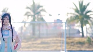 Such a cute little zombie, it’s not too much to bite you, right?