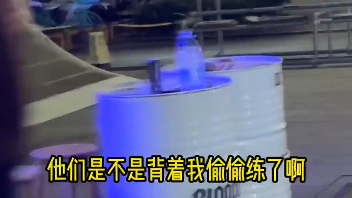 Tantangan menyelam ke kolam renang