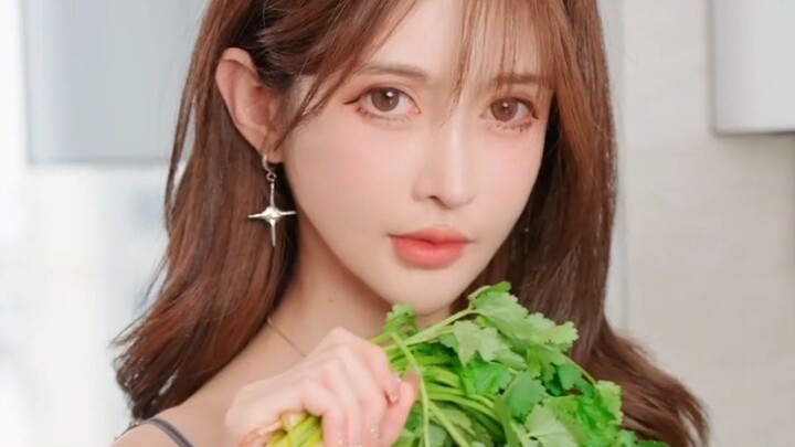 ازرع الكزبرة في كل ركن من أركان العالم 【يوشان قادم!】