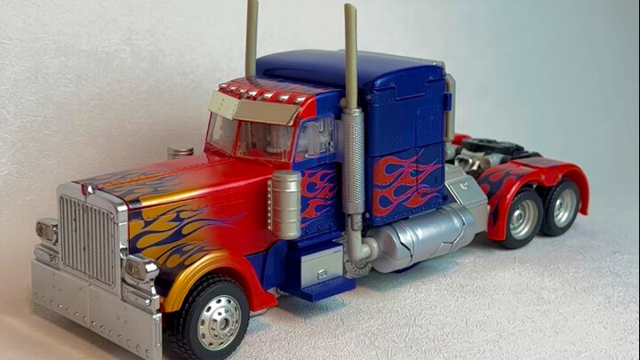 Chúa thật sự! Transformers 09 Optimus Prime cấp L!