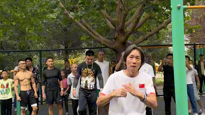 只是风停了、但是我们心中火焰并没熄灭