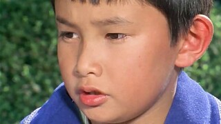 Ultraman Eddie: The monster designed by a child is so strong. Eddie was beaten violently by it. Fort