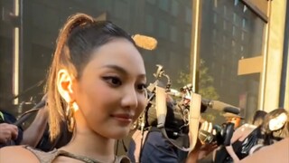 مقارنة بين حالات الوجه المباشرة لـ aespa أثناء عودتهن من العمل في GMA