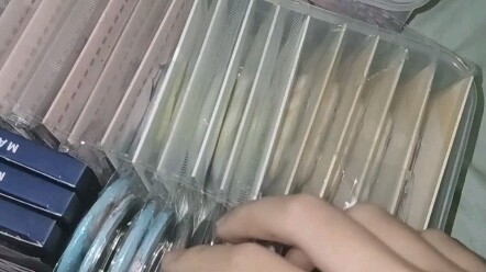 Có những Gumi được nuông chiều từ nhỏ, có những Gumi lại xông pha nơi chiến trường...