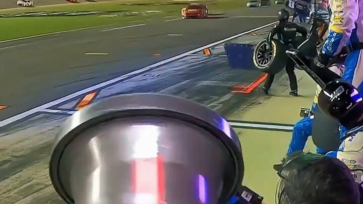 “One tire every 3 seconds”