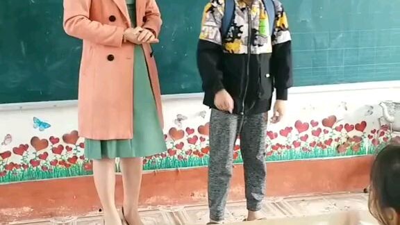 hôm nay lớp mik có hs ms hài quá😂😂