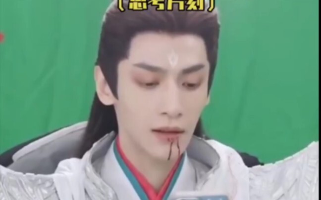 พวกเขากำลังเล่นฉันอยู่ใช่ไหม? หลัวหยุนซีจำลองสถานการณ์คนงานปัจจุบัน ส่วนไป๋ลู่ร้องไห้ขณะดูละคร