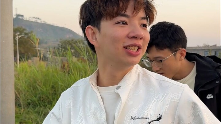 เรื่องนี้เคยขมขื่นยิ่งกว่าอาการอกหัก แต่การจะเยียวยาพิษแห่งอาการอกหักนั้นยากยิ่ง ยิ่งเมล็ดของต้นอะคา