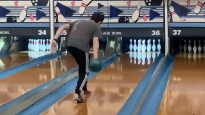 “Baseball Like This—How Could You Not Love It?” [Extra Episode 2] (Bowling)