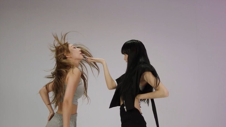 lisa can i be your .... (going crazy....