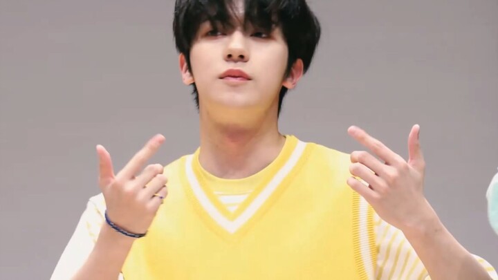 [Shin Ye-chan] [OMEGA X] LOVE ME LIKE (Strong contrast between styling and dance style) 20220505 (4K