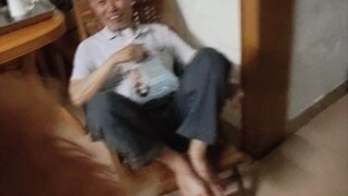 When I returned home from the comic exhibition, my grandparents reacted