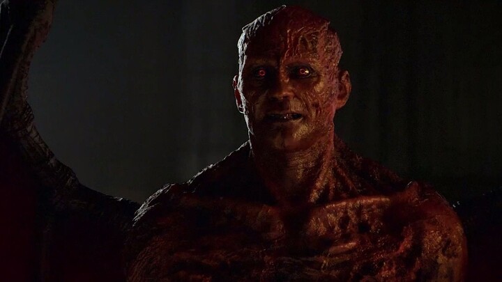 [Lucifer] Lucifer is about to change back to the real body of the devil, how will he face the person