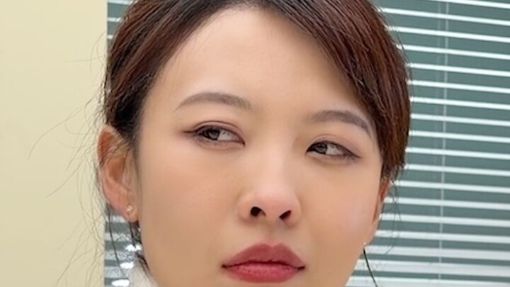 It’s already episode four—time for this damn CEO boss to lose something, too!!!