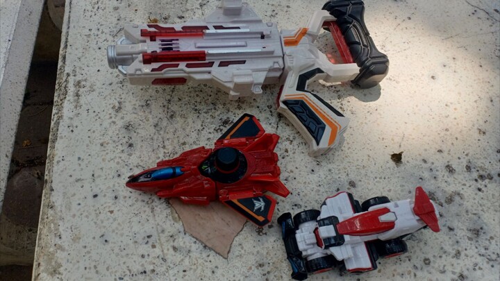 Súng biến hình lupinranger VS patranger DX VS changer