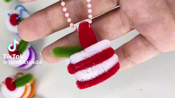 fuzzy wire mini cake tutorial