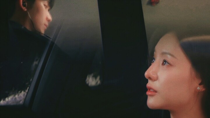 This scene with the bus guy is seriously so swoon-worthy; the K-drama vibe is unbeatable.