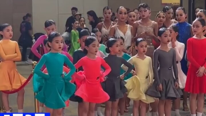 Netizen: If the princess doesn't call her, she will go on stage by herself