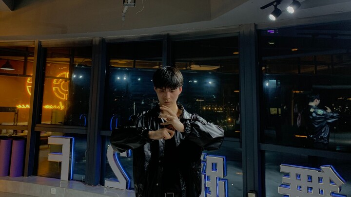 จางอี้ซิง ลูกหลานแห่งเผ่าพันธุ์เยียนฮวง เต้นคัฟเวอร์