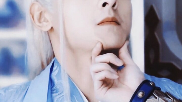 “คนหนึ่งไม่รู้จักพอ อีกคนหนึ่งกลับตามใจจนเกินไป”