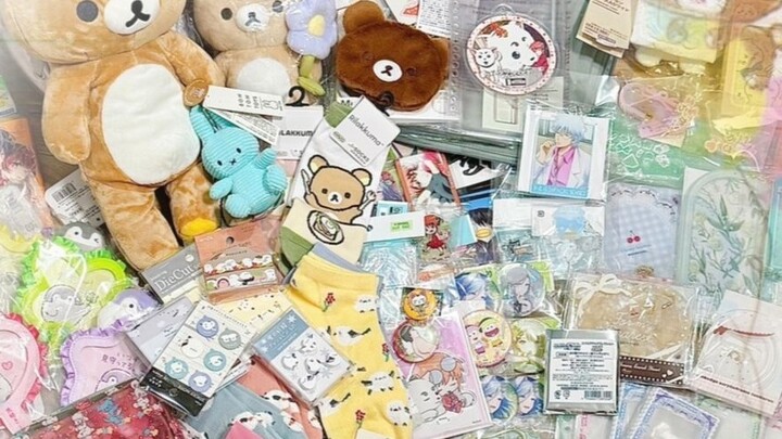 การแบ่งปันการช้อปปิ้ง ①· ฉันถือกล่องขยะขนาดเล็กที่ทันสมัยกลับจีน