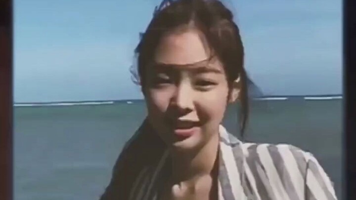 【Jennie】Nini is so awesome—she does whatever she wants!!!