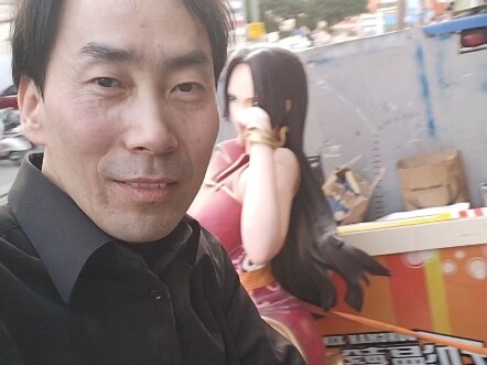 Today's figure-related joy: strolling through the streets with an life-sized Empress figure, soaking