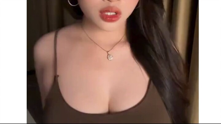 yg keliatan merah apa coklat