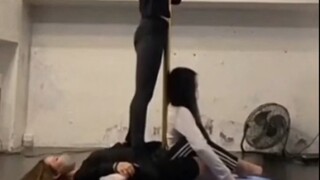 被动腿后掰