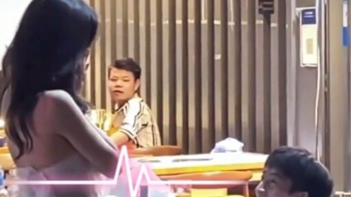 “ความรักที่ฉันมีต่อคุณนั้นแข็งแกร่งกว่าเมื่อวาน แต่ก็ยังน้อยกว่าวันพรุ่งนี้ ฉันหวังว่าคุณและฉันจะพบร