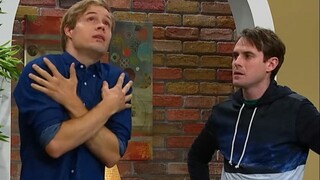 Khi bạn có một người bạn nói năng khó hiểu 🤬