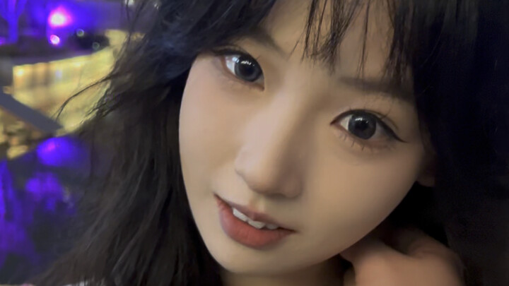 Đừng ngoảnh lại nhìn anh, em yêu.