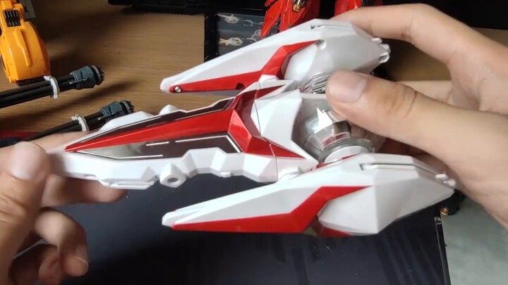 An airplane that only Ultraman can ride? Nexus Aircraft Fit Stone Wing UNM4 Review