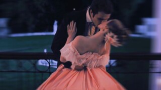 “我可能只是你曾经生命中微不足道的一页，但或许这次，我能拥有姓名吗？”