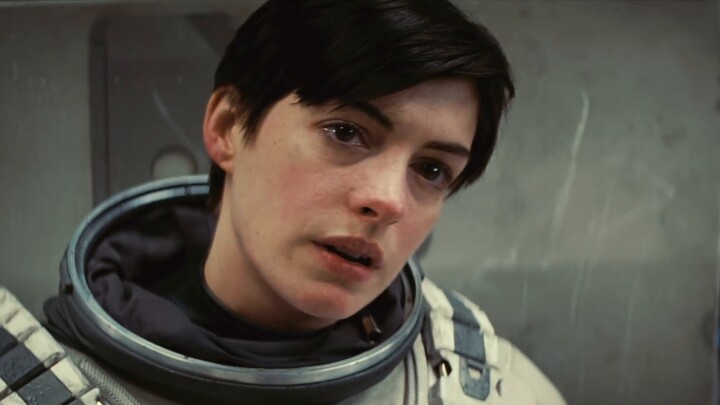 "Interstellar" - Mr. Cooper, please don't be sad that your daughter is waiting for you in the future