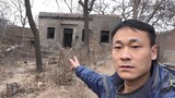Mereka membeli rumah tua seluas 300 meter persegi seharga 3.000 yuan, dan ayah serta anak tersebut m