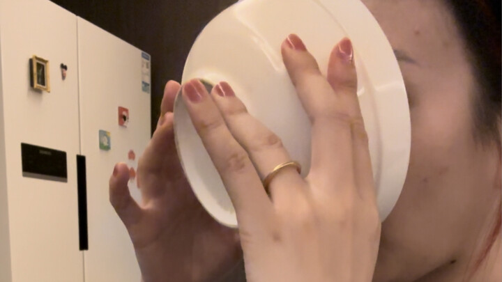 Sudah lelah seharian, sekadar minum sedikit cuka saja.