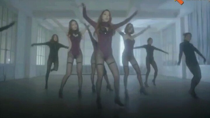 South Korean girl group Stellar "Marionette" is a hot dance