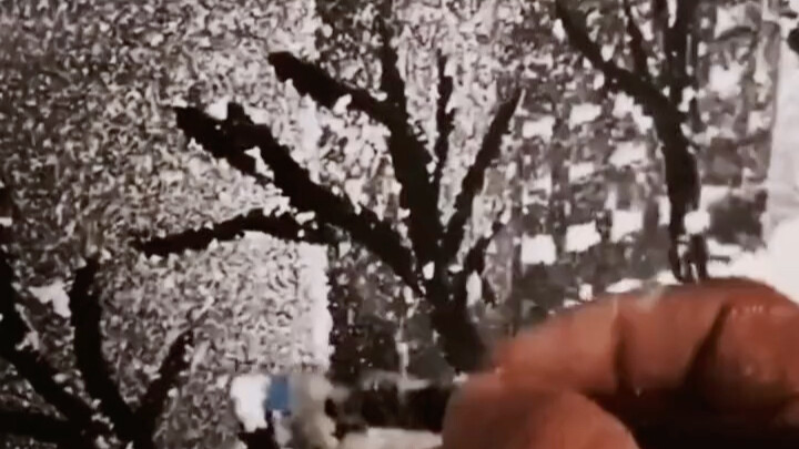 Awalnya susah ditebak, endingnya pun sulit diduga. Kalau nggak percaya, coba tag teman paling pintar