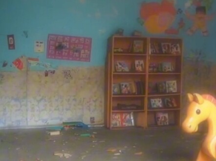 “ในที่สุดคุณก็ตื่นแล้ว ตอนนี้ปี 2008 คุณติดอยู่ที่นี่...”