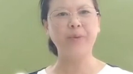 Nghe dì nói một câu, còn hơn đọc sách mười năm.