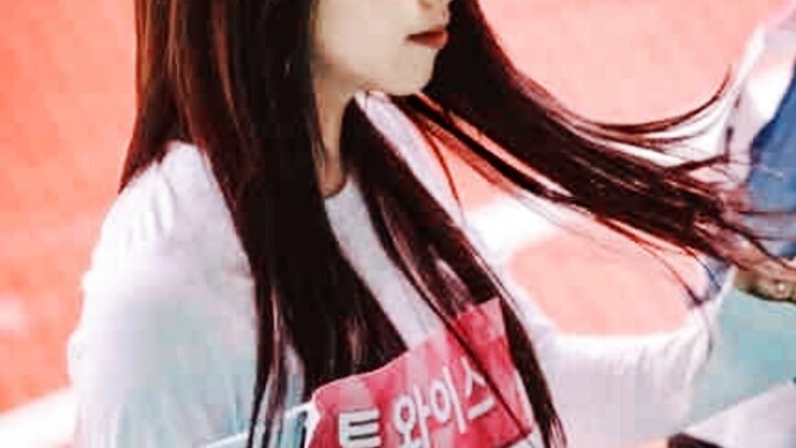 Getting uglier the longer it goes? Holy crap, that sleek black straight hair totally suits her! She’