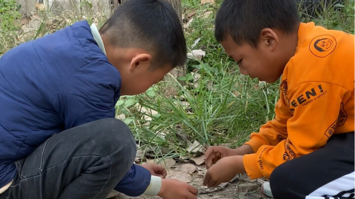 Did you have a buddy like this when you were little?