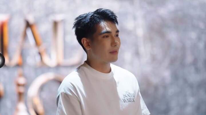 รู้สึกดีใจที่ได้ฟัง แต่ไม่ใช่ทีมตัวเองฉะนั้นตัดค่ะจากรากการ เดอะโซเชียล