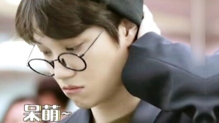 Turns out, myopic glasses really can make your eyes look so much smaller!! %Kim Jong-in %Kai %EXO