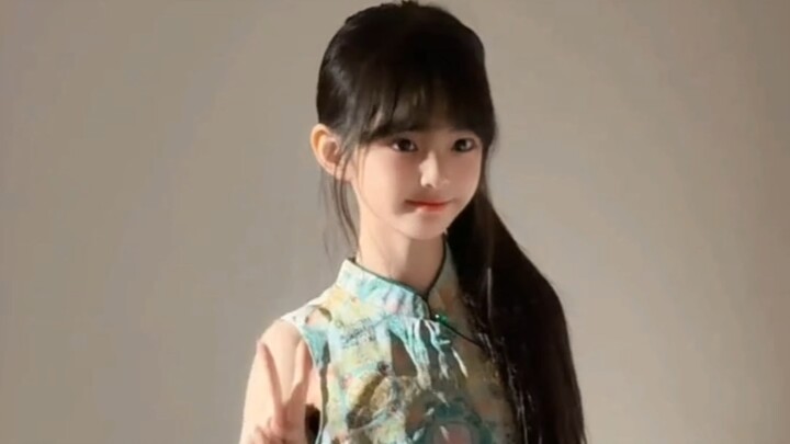 รวมคลิปล่าสุดของกั๋ว กั๋วอู๋ ราชาลูกสาวตัวน้อยวัยเก้าขวบ