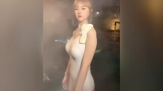 "إنه حقًا... عندما تنظر إلى الجبل من الجانب، يبدو وكأنه قمة!!"