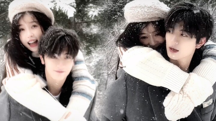 For two whole years, he’s been taking off his gloves on the slopes—always for her! Long-time fans ca